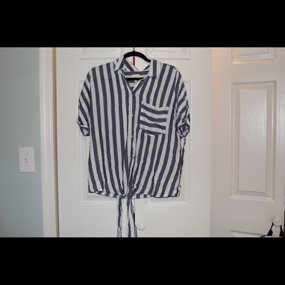Blue & white Striped tie shirt. - Picture 1 of 4